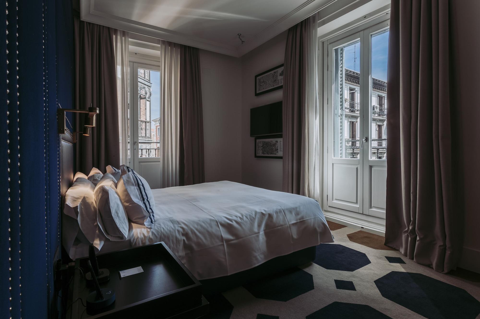 Only Boutique 4* Madrid